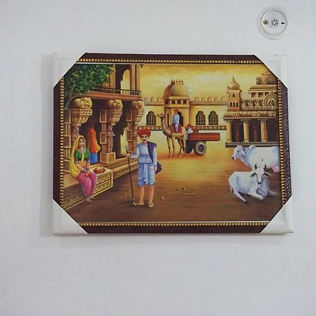 Hotel O Quadis Noida Buitenkant foto