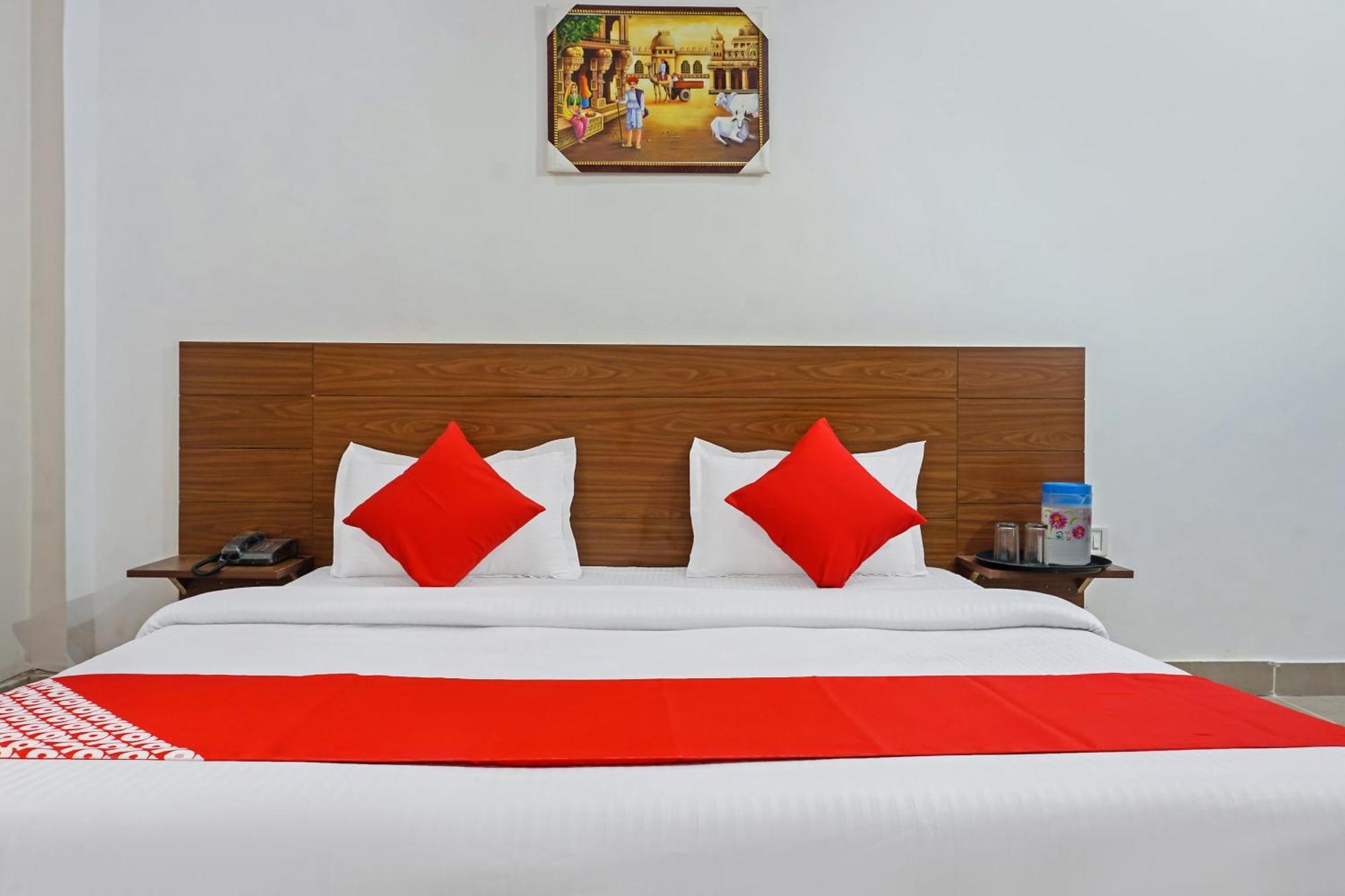Hotel O Quadis Noida Buitenkant foto